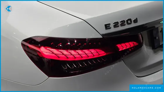 MERCEDES E-CLASS E220D 4MATIC AMG LINE