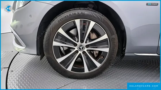 MERCEDES E-CLASS E300E 4MATIC EXCLUSIVE
