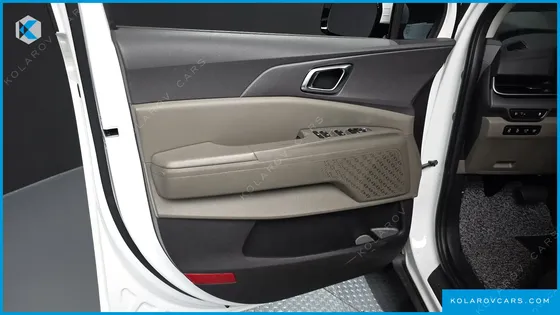 KIA CARNIVAL 7-SEATER NOBLESSE