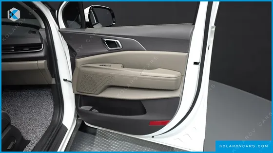 KIA CARNIVAL 7-SEATER NOBLESSE