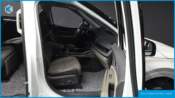 KIA CARNIVAL 7-SEATER NOBLESSE