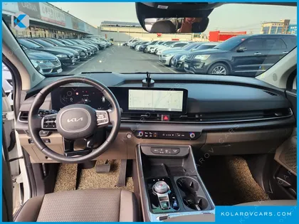 KIA CARNIVAL 9-SEATER NOBLESSE