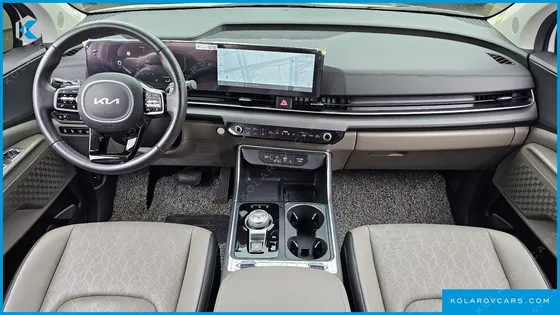 KIA CARNIVAL GASOLINE 9-SEATER NOBLESSE