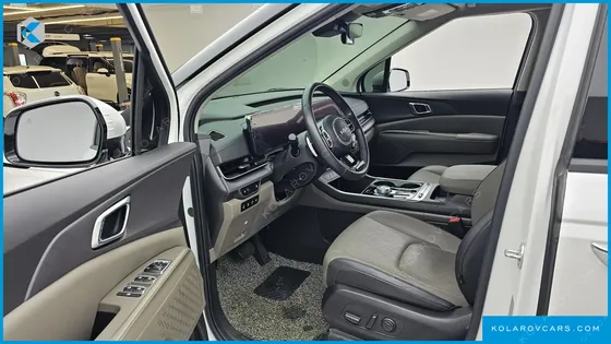 KIA CARNIVAL GASOLINE 9-SEATER NOBLESSE