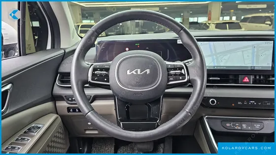 KIA CARNIVAL GASOLINE 9-SEATER NOBLESSE
