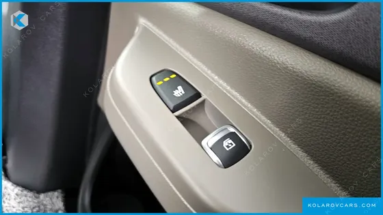 KIA CARNIVAL GASOLINE 9-SEATER NOBLESSE