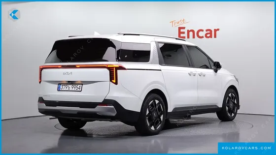 KIA CARNIVAL 9-SEATER PRESTIGE