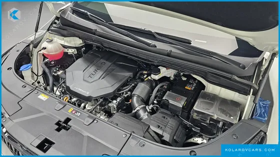 KIA CARNIVAL 9-SEATER PRESTIGE
