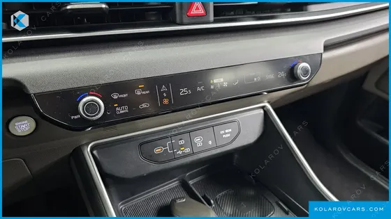 KIA CARNIVAL 9-SEATER PRESTIGE