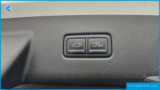 KIA CARNIVAL 9-SEATER PRESTIGE