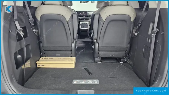 KIA CARNIVAL 9-SEATER PRESTIGE