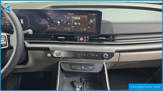 KIA CARNIVAL 9-SEATER PRESTIGE