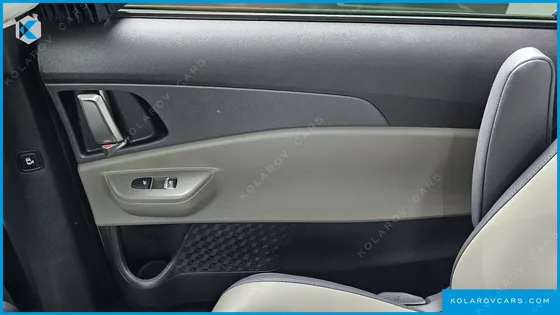 KIA CARNIVAL 9-SEATER PRESTIGE