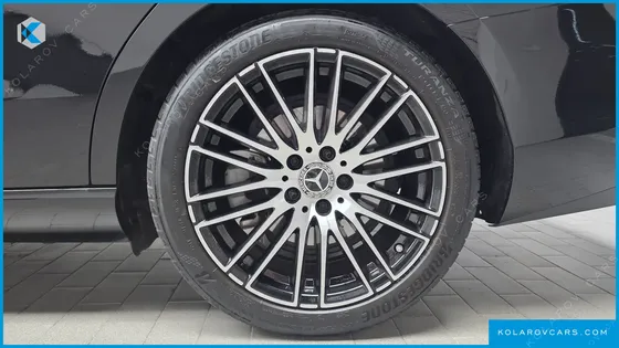 MERCEDES C-CLASS C300 4MATIC AVANTGARDE