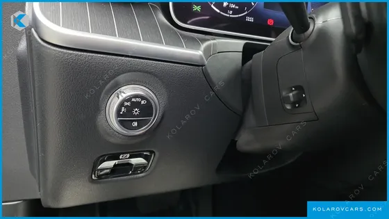 MERCEDES C-CLASS C300 4MATIC AVANTGARDE