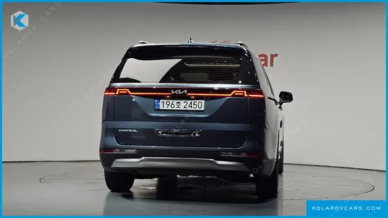 KIA CARNIVAL GASOLINE 9-SEATER SIGNATURE