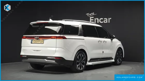 KIA CARNIVAL GASOLINE 7-SEATER SIGNATURE