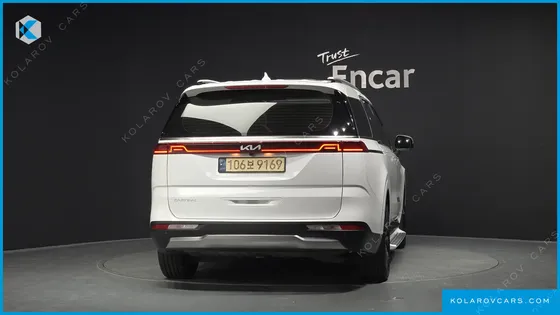 KIA CARNIVAL GASOLINE 7-SEATER SIGNATURE