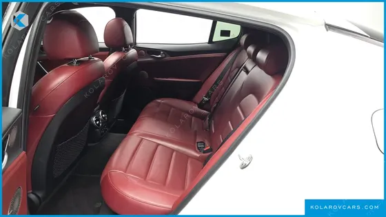 KIA STINGER 3.3 TURBO AWD