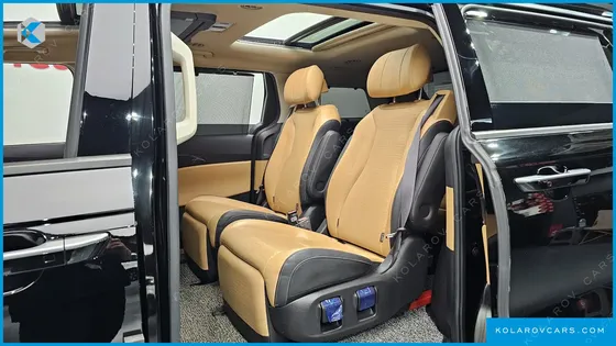 KIA CARNIVAL 7-SEATER SIGNATURE
