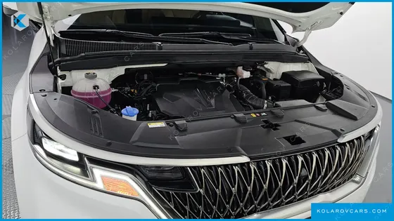 KIA CARNIVAL GASOLINE 7-SEATER NOBLESSE