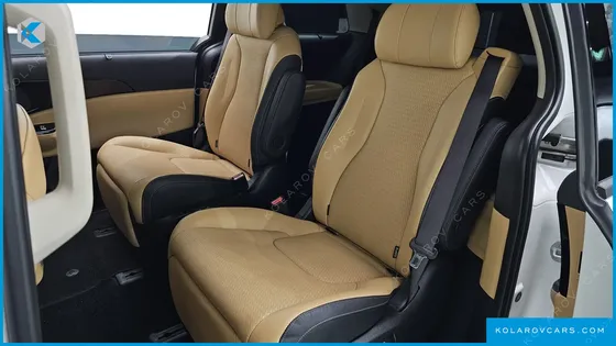 KIA CARNIVAL GASOLINE 7-SEATER NOBLESSE