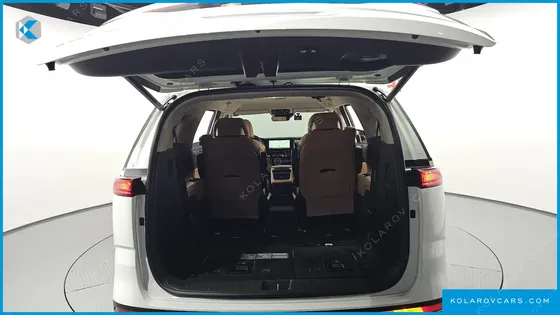 KIA CARNIVAL GASOLINE 7-SEATER NOBLESSE