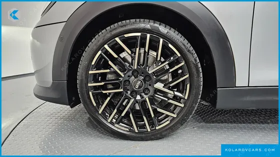 MINI COOPER FAVOURED