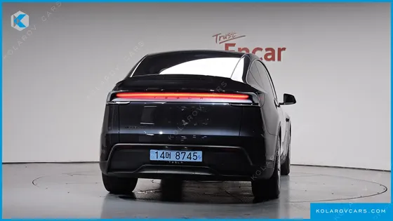 TESLA MODEL Y L LONG RANGE AWD