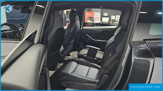 TESLA MODEL Y L LONG RANGE AWD