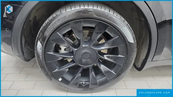 TESLA MODEL Y LONG RANGE AWD