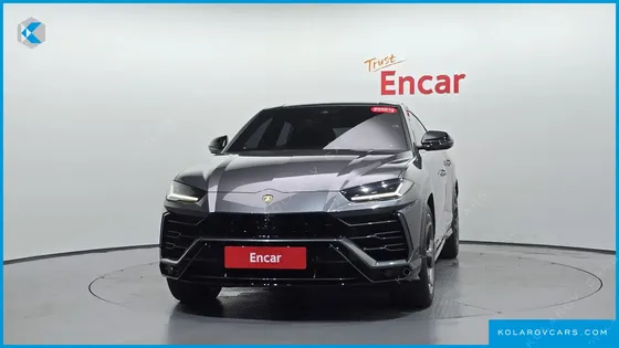 LAMBORGHINI URUS 4.0 V8