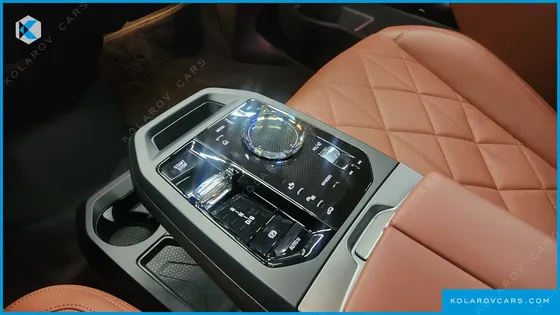BMW IX XDRIVE M70