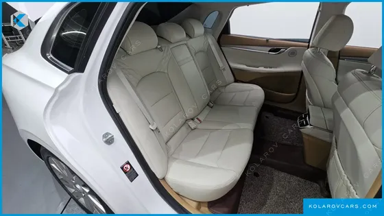 HYUNDAI GRANDEUR CALLIGRAPHY