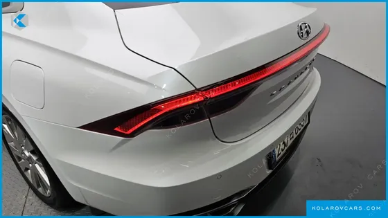 HYUNDAI GRANDEUR CALLIGRAPHY
