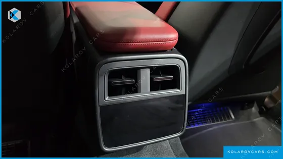 PORSCHE TAYCAN TURBO