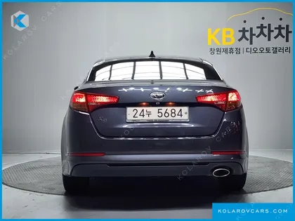 KIA K5 2.0 DELUXE