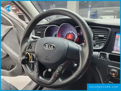 KIA K5 2.0 DELUXE