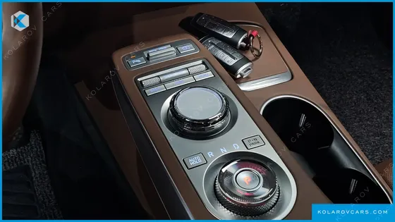 GENESIS GV70 2.5T GASOLINE 2WD