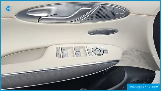 GENESIS GV70 2.5T GASOLINE 2WD