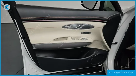 GENESIS GV70 2.5T GASOLINE 2WD