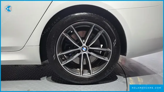 BMW 5 SERIES 520I M SPORT