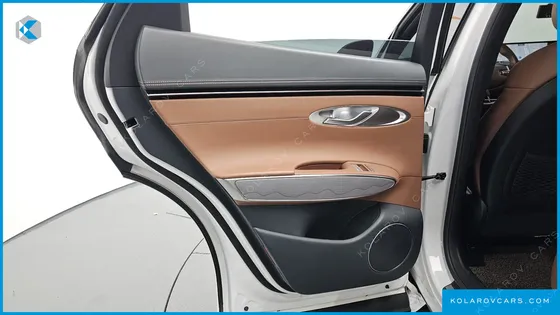 GENESIS GV70 2.5T GASOLINE AWD