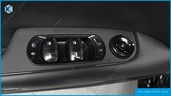 GENESIS G90 GASOLINE 3.5 TURBO E-S/C AWD