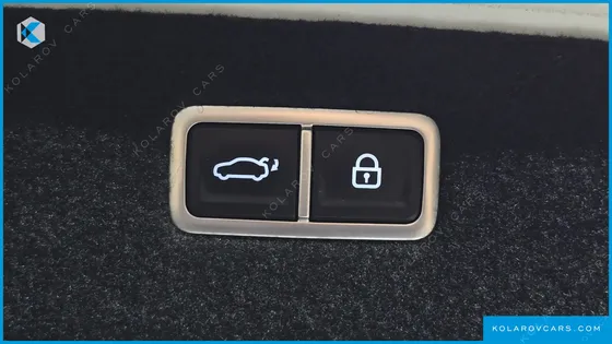 GENESIS G90 GASOLINE 3.5 TURBO AWD