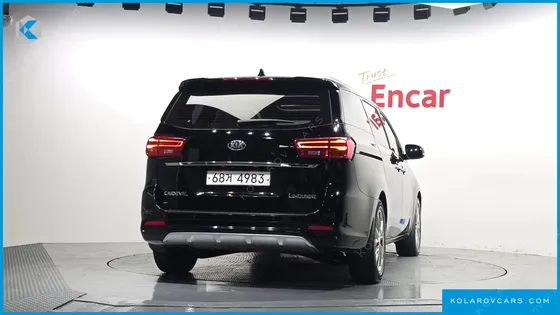 KIA CARNIVAL GASOLINE 7-SEATER LIMOUSINE