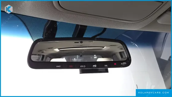 KIA CARNIVAL GASOLINE 7-SEATER LIMOUSINE