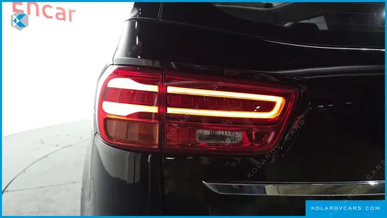 KIA CARNIVAL GASOLINE 7-SEATER LIMOUSINE