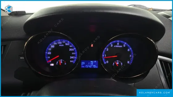 HYUNDAI GENESIS 200 TURBO D
