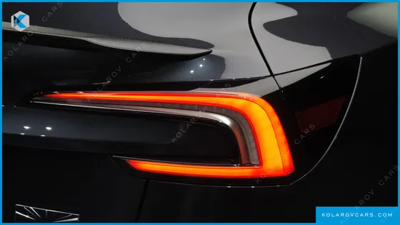 TESLA MODEL 3 PERFORMANCE AWD